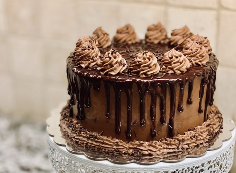 A Bruxa Boa e o Bolo de Chocolate Mágico